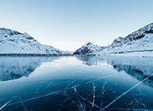 乐鱼集团-勇士砸钱不妥协！库里直面挑战，榜眼中锋成新希望